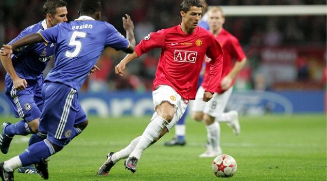 Cristiano Ronaldo membela Manchester United dalam final Liga Champions 2007/08 menghadapai Chelsea 21 Mei 2008. EPA/SERGEI CHIRIKOV