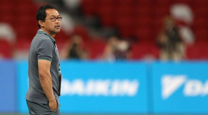 Aji Santoso, saat menukangi Timnas Indonesia U-23 di SEA Games 2015. (Bola.com/Arief Bagus)