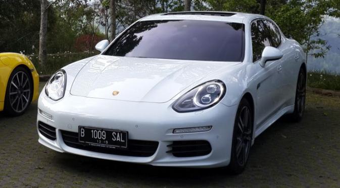 Test drive Porsche Boxster