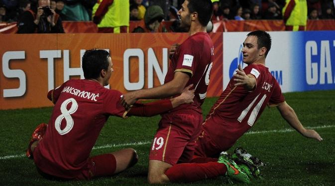 Stanisa Mandic mencetak gol pertama Serbia (AFP / Marty Melville)