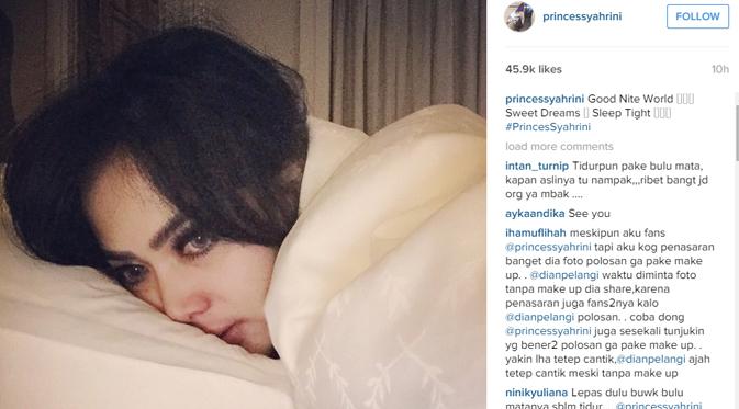 Syahrini mengunggah fotonya sebelum tidur. (foto: instagram.com/princessyahrini)