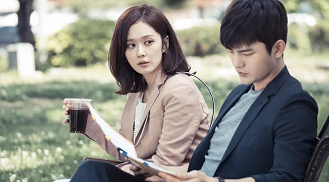 Seo In Guk dan Jang Nara dalam drama 'I Remember You'. Foto: Soompi.com