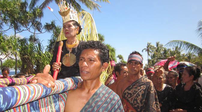 Salah satu desa tertua atau sering disebut desa adat di kabupaten Maluku Barat Daya adalah Desa Ketty Letpey