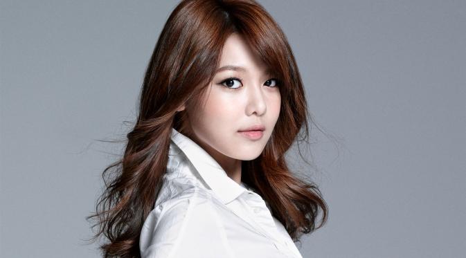 Sooyoung SNSD (via allkpop.com)
