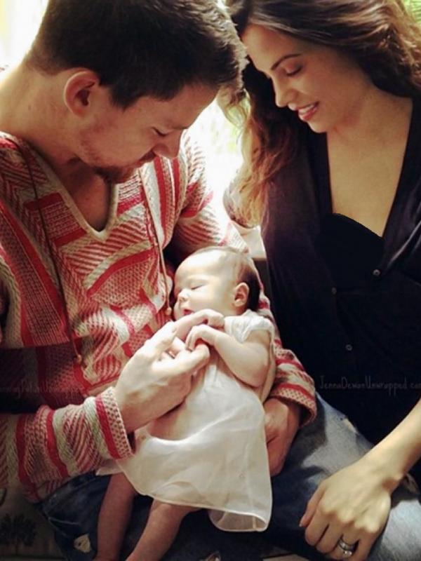 Channing Tatum dan Jenna Dewan bersama putri kecil mereka.