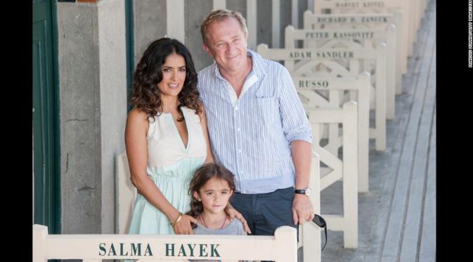 Nih, Alasan Kenapa Punya Cowo Jauh Lebih Tua Itu Menguntungkan | via: cnn.com