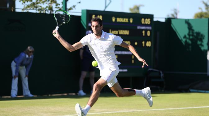 James Ward pastikan Inggris Raya kembali diwakili empat pemain di babak kedua Wimbledon 2015.(Wimbledon.com)