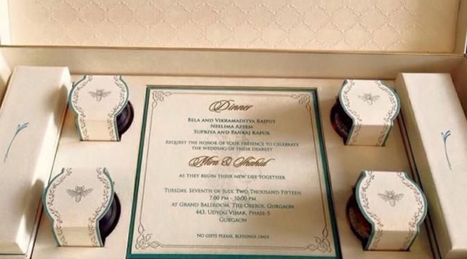 Ini bentuk undangan pernikahan Shahid Kapoor-Mira Rajput