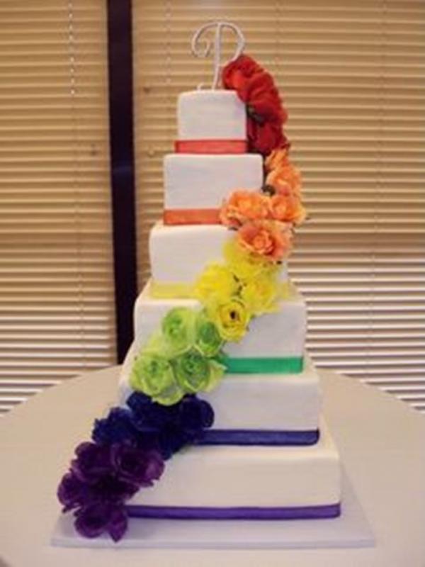 Wedding Cake LGBT | Via: pinterest.com