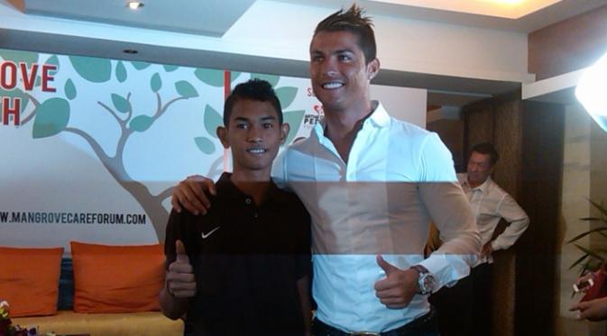 Martunis dan Cristiano Ronaldo | via:  bola.kompas.com