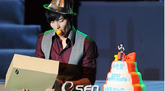 Lee Min Ho saat menggelar ulang tahun fan base Minoz, beberapa waktu lalu.