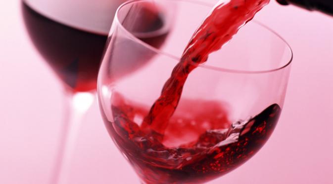 5 Manfaat Red Wine bagi Kesehatanmu yang Kamu Belum Ketahui  | via: winerist.com