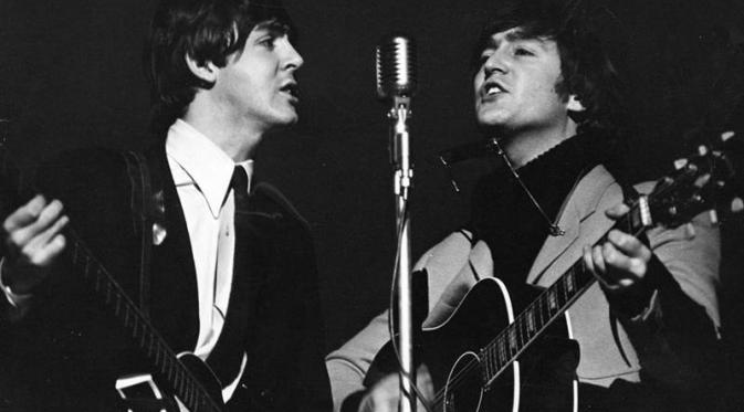 Paul McCartney akui sempat iri dengan popularitas John Lennon pasca era The Beatles.