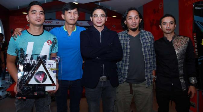 Ungu raih penghargaan Multi Platinum Award. (Foto: Deki Prayoga/Bintang.com)