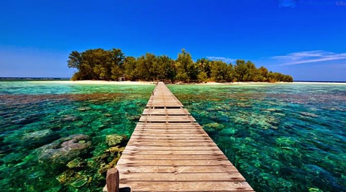 Karimunjawa. | via: paketkarimunjawakita.blogspot.com