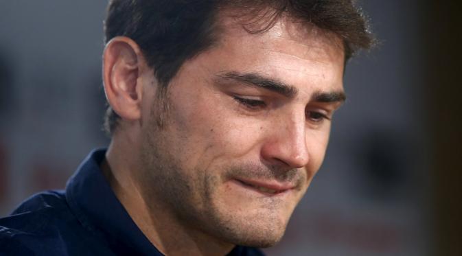 Iker Casillas tahan tangis saat ucapkan salam perpisahan (REUTERS/Andrea Comas)