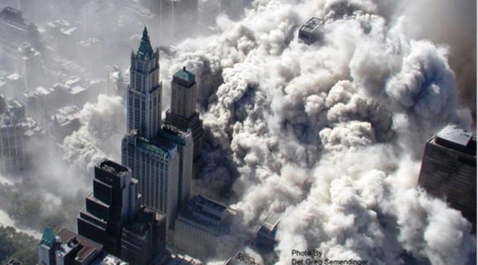Kepulan debu berbahaya teror WTC 9/11 (Reuters)