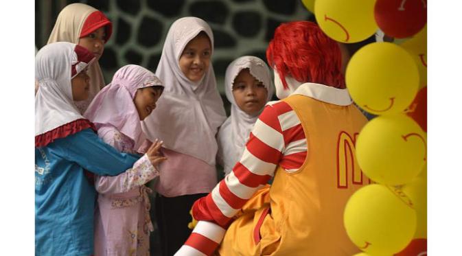 Lebih dari 20.000 Penghuni Panti Nikmati Happy Meal dan Paket Nasi dari McDonald’s dari tanggal 1-7 Juli 2015.
