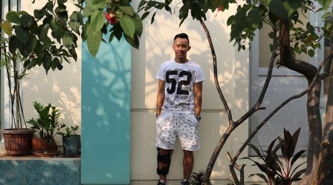 Antony Tangguh dan bermental baja berupaya melewati cedera (Bola.com/Arief Bagus)