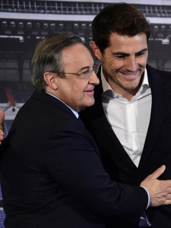 Florentino Perez dan Iker Casillas (AFP PHOTO/ JAVIER SORIANO)