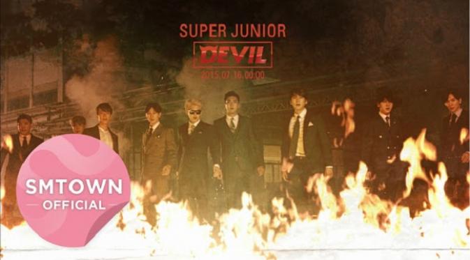 Super Junior dalam klip Devil