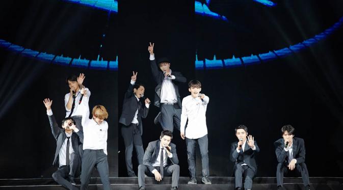 EXO (via kpopfighting.com)