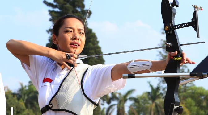 Bunga Citra Lestari saat syuting '3 Srikandi'. (Galih W. Satria/Bintang.com)