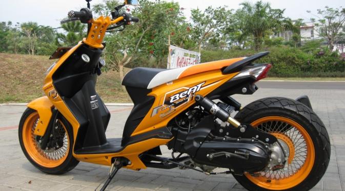 Banyak yang modif motor (Via: modifikasimotor2014.blogspot.com)