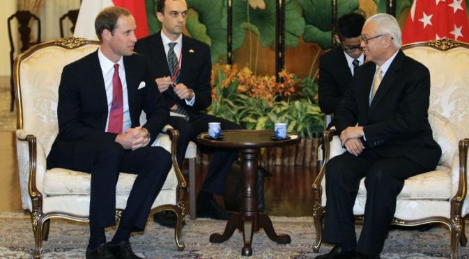 Pertemuan Pangeran William dengan Presiden Singapura Tony Tan (IB Times)