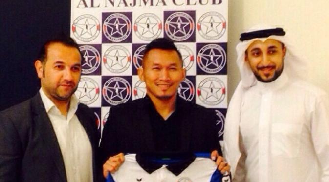 Rudy Eka Priyambada saat resmi ditunjuk sebagai asisten pelatih Al Najma. (Istimewa)