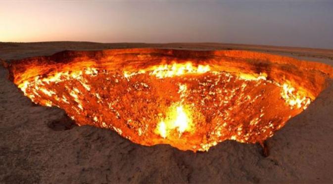 Gerbang neraka di Turkmenistan | Via: diply.com