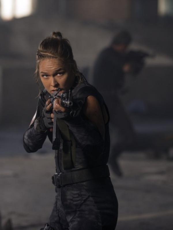 Akting Ronda Rousey dalam film The Expendables 3. Foto: IMDb