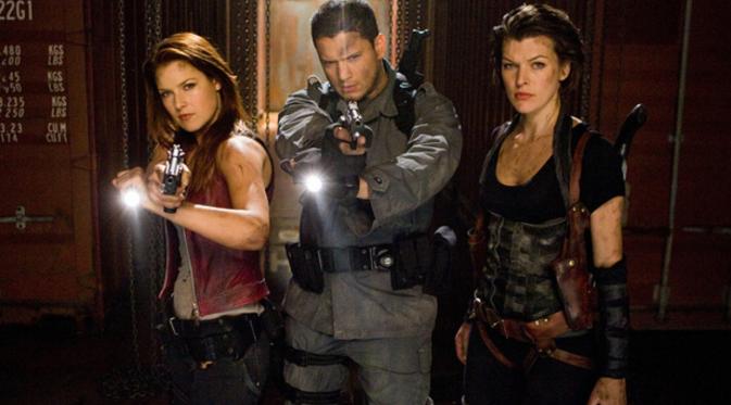Milla Jovovich dan Ali Larter di Resident Evil 6. Foto: Cinemablend
