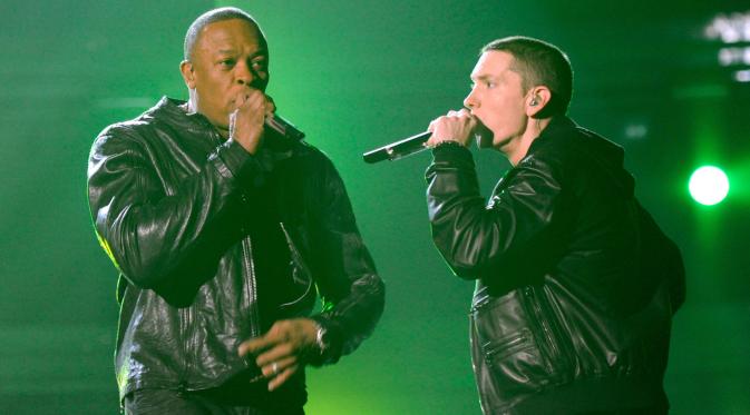 Dr Dre dan Eminem (Foto: Facebook)