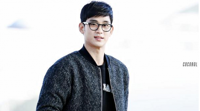 Kim Soo Hyun yang tengah mengunjungi Jepang mendapatkan sambutan hangat dari penggemarnya.