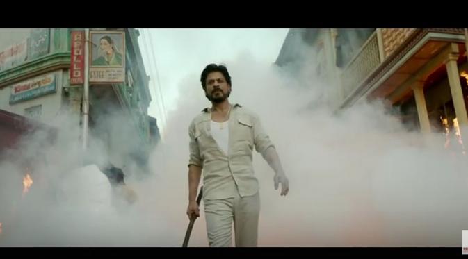 Shahrukh Khan di salah satu adegan film Raees [Foto: Youtube]