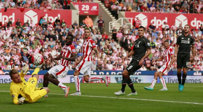 Stoke City vs Liverpool (Reuters/Jason Cairnduff)