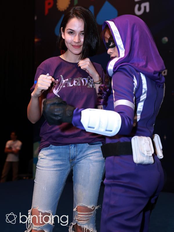 Memerankan superhero wanita yang terbilang jarang menjadi tanggung jawab tersendiri bagi gadis berumur 20 tahun ini. (Wimbarsana/Bintang.com)