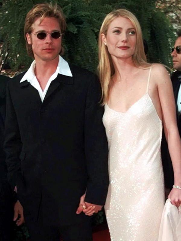 Gwyneth Paltrow dan Brad Pitt (via nydailynews.com)