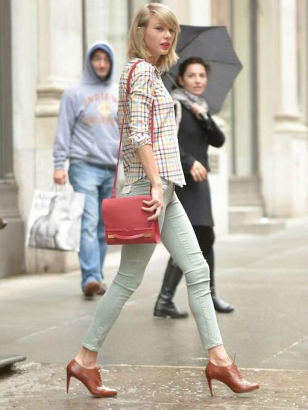 Taylor Swift #9 | via: idntimes