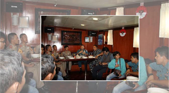 Jumlah taruna dan taruni yang mengikuti pelayaran ke Kotabaru sebanyak 105 orang