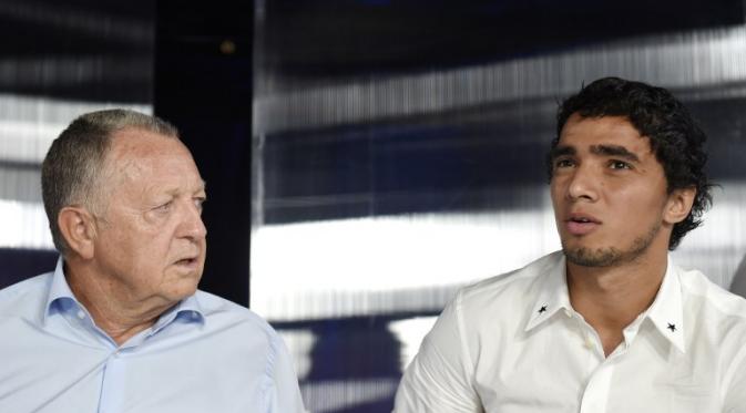 Rafael da Silva resmi bergabung dengan Lyon (AFP PHOTO / PHILIPPE DESMAZES )