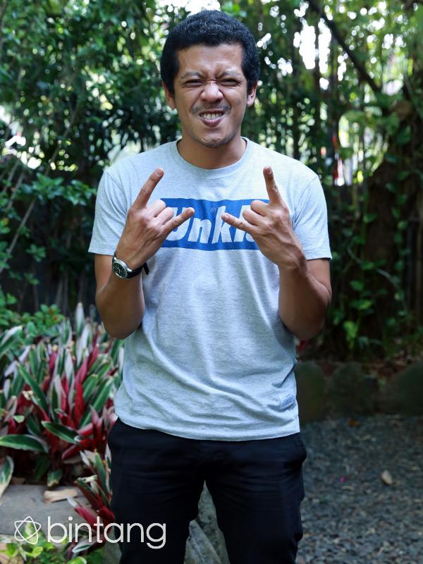 Edi Brokoli ikut terlibat dalam aksi 'Botakin Selebriti Shave For Hope 2015’. (Wimbarsana/Bintang.com)