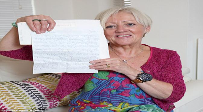 Dua sahabat pena beda negara, Linda Bennet dan  Karen Baksi  akhirnya bertemua setelah saling berkirim surat 600 kali.