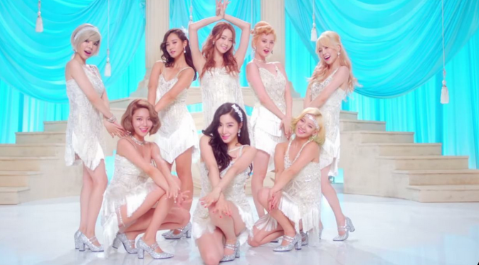 Girls Generation yang kini hanya tersisa delapan personel setelah Jessica Jung hengkang September 2014 silam.
