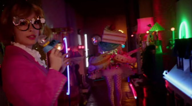 Kyary Pamyu Pamyu dihampiri monster menggemaskan dalam videoklip Crazy Party Night