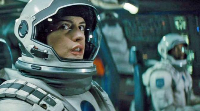 Akting Anne Hathaway dalam film Interstellar. Foto: BBC