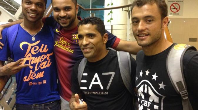 Hilton Moriera (kiri) dan Alberto Goncalves (kedua dari kanan), dua pemain asing asal Brasil Penang FA yang dibawa Jacksen F. Tiago dari Indonesia. (Istimewa).