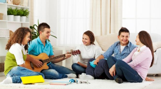 Berkumpul dengan Teman-Teman | via: stress.about.com