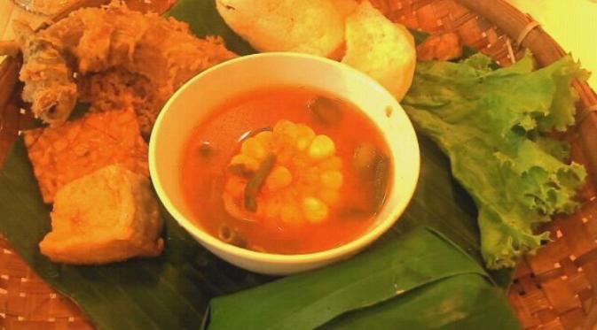 Nasi Timbel Waroeng Kampoeng | Via: qraved.com